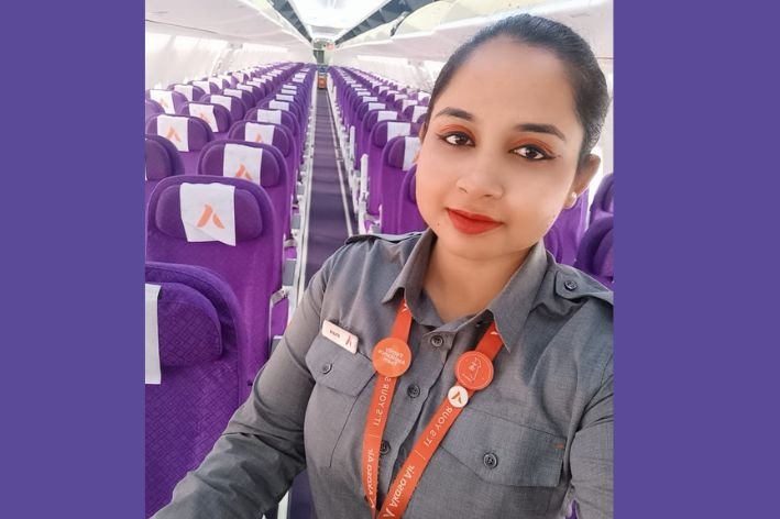 Kolkata women personality development program — Bengali women enhancing confidence and communication skills in a professional Kolkata setting