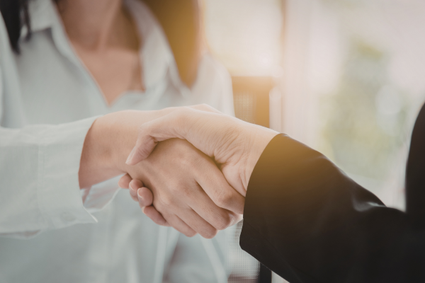 Bank PO interview English Kolkata — Bengali candidate confidently answering in English at bank panel interview in Kolkata